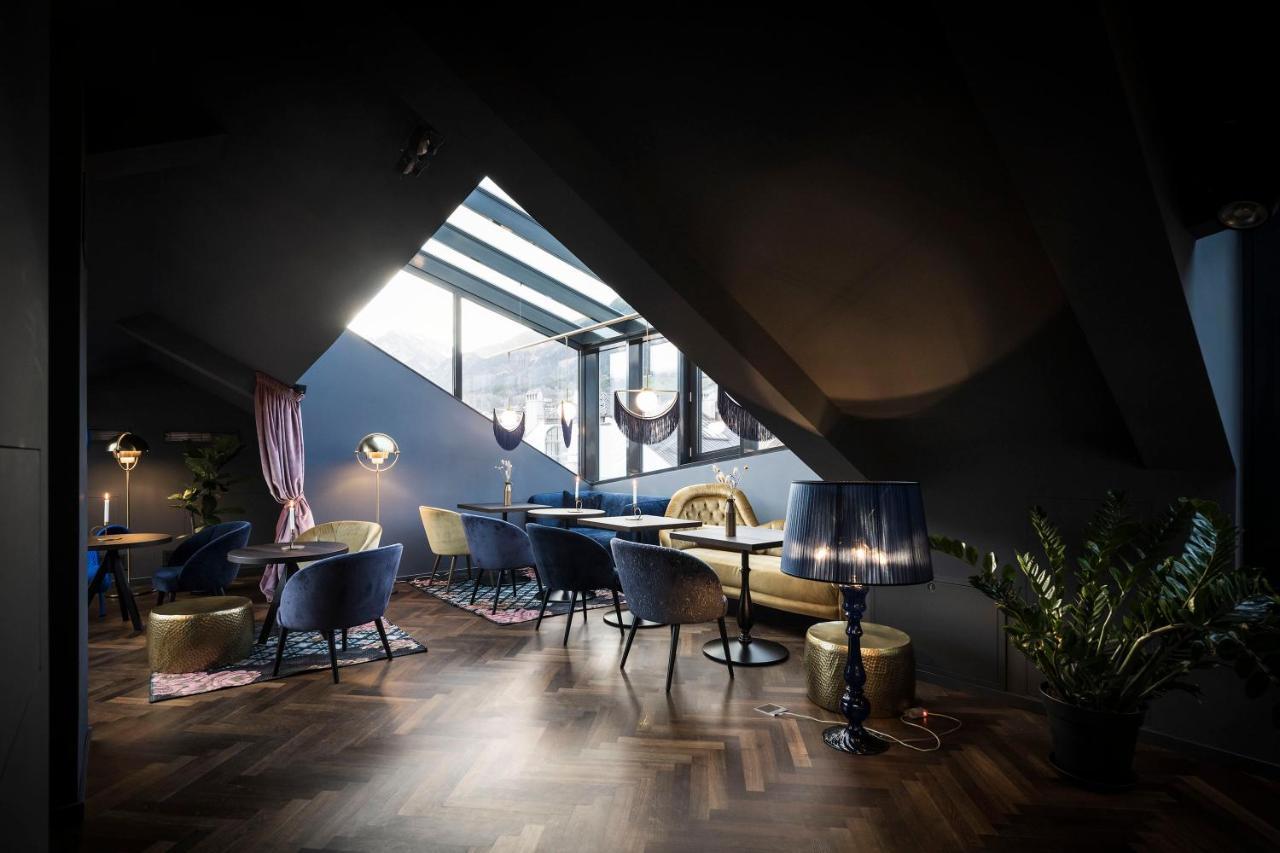 Altstadthotel Weisses Kreuz Innsbruck Exterior foto