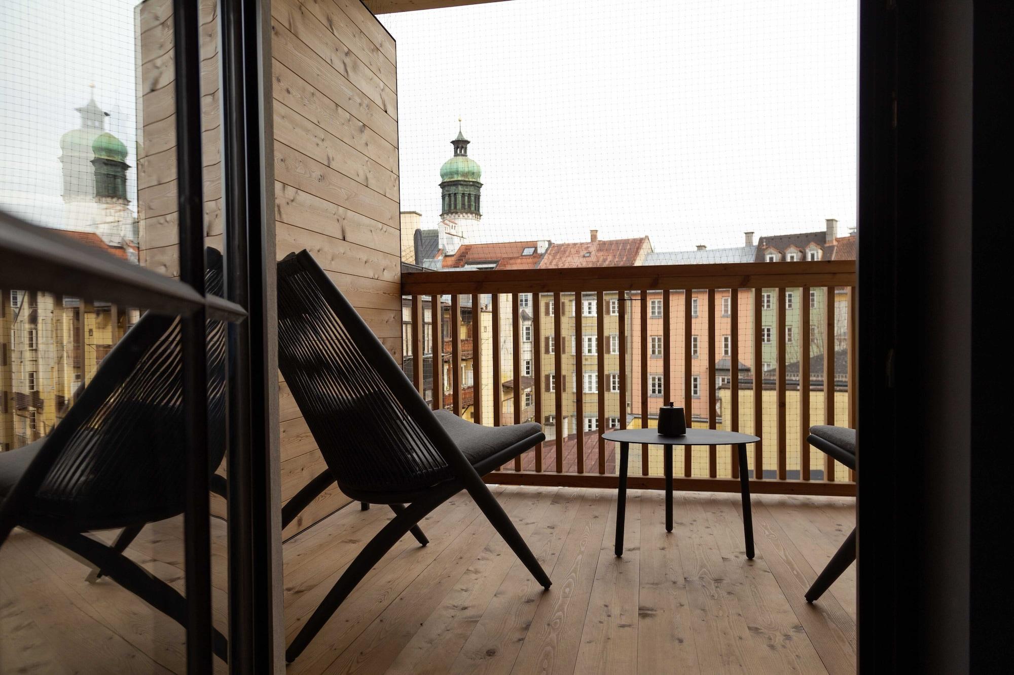 Altstadthotel Weisses Kreuz Innsbruck Exterior foto