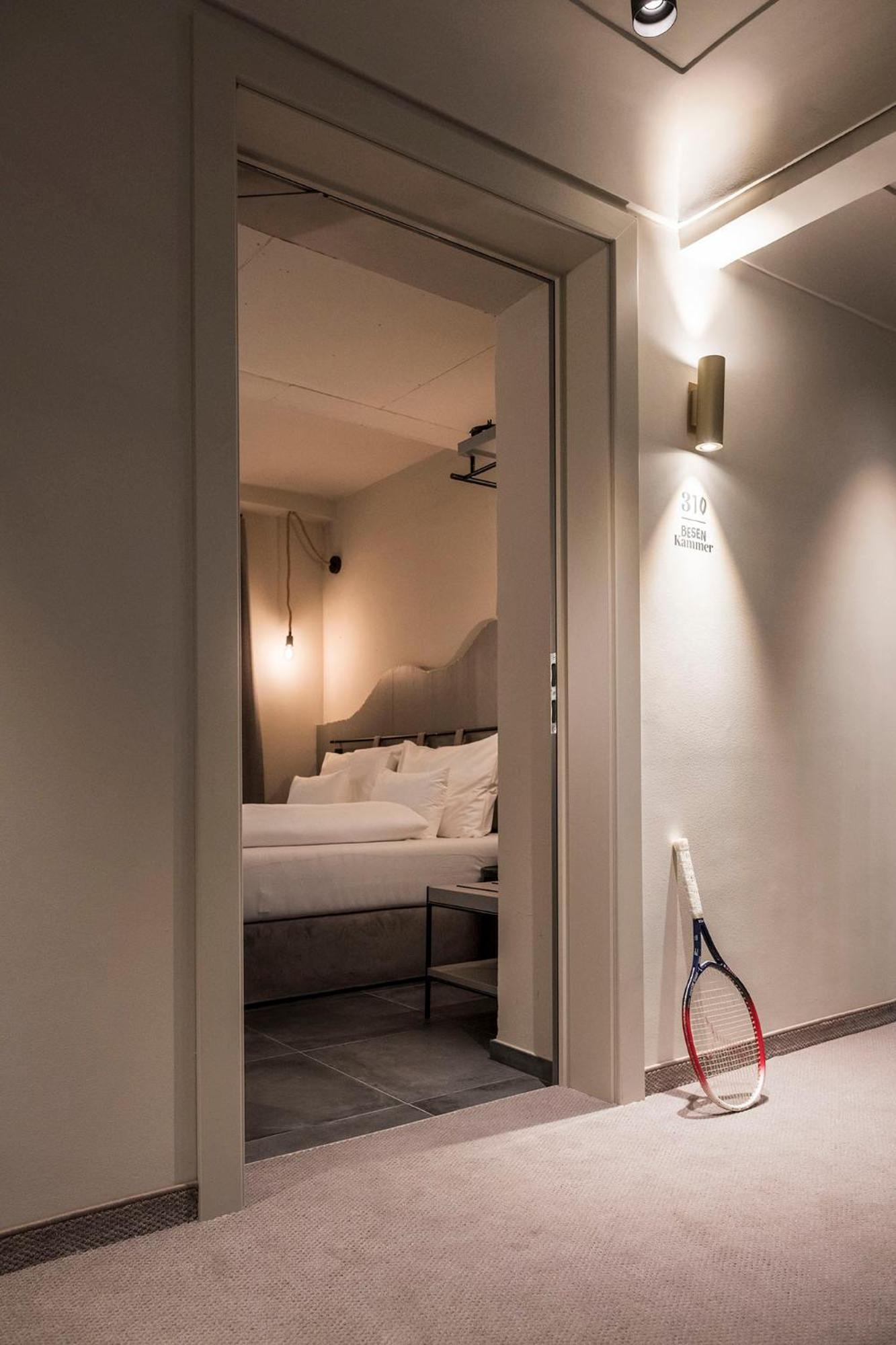 Altstadthotel Weisses Kreuz Innsbruck Exterior foto